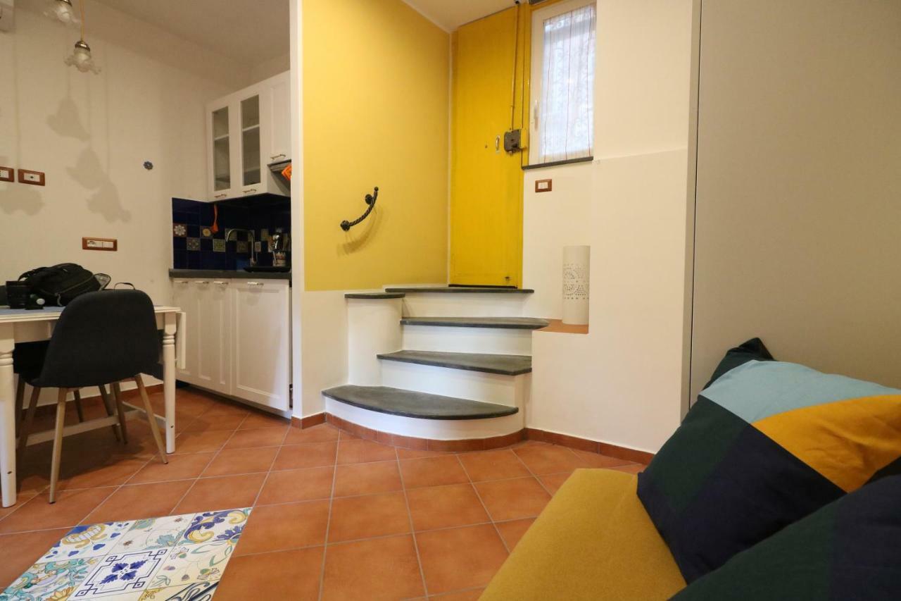 Giallo Napoli Extérieur photo